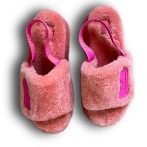 Perfect condition Coral & Hot Pink UGG Disco Slide Platform Sandals size 8!